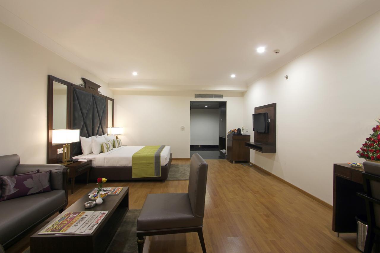 Hotel Comfotel Hyderabad Exterior foto