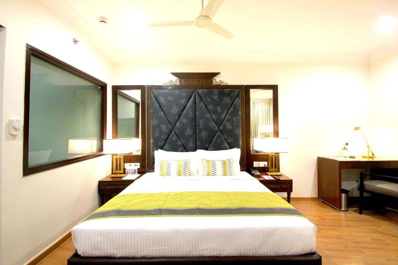 Hotel Comfotel Hyderabad Exterior foto